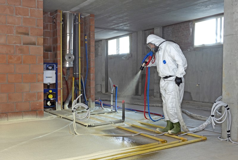 Isofloor Polyurethane Insulation with Graco Equipment