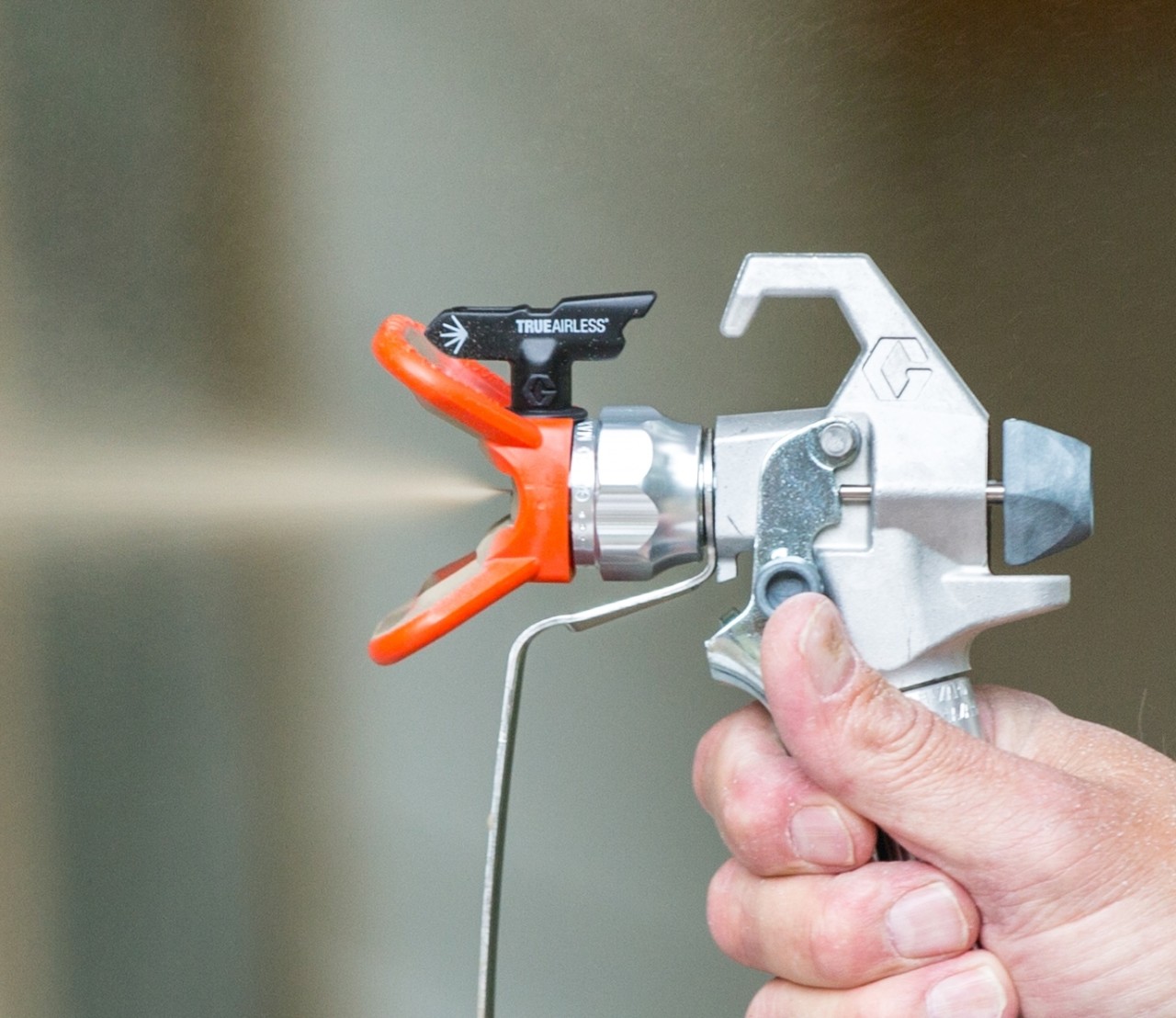 How to Choose the Perfect Spray Gun to Paint a Car 